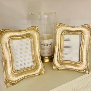 Luxurious Gold Picture Frames Set